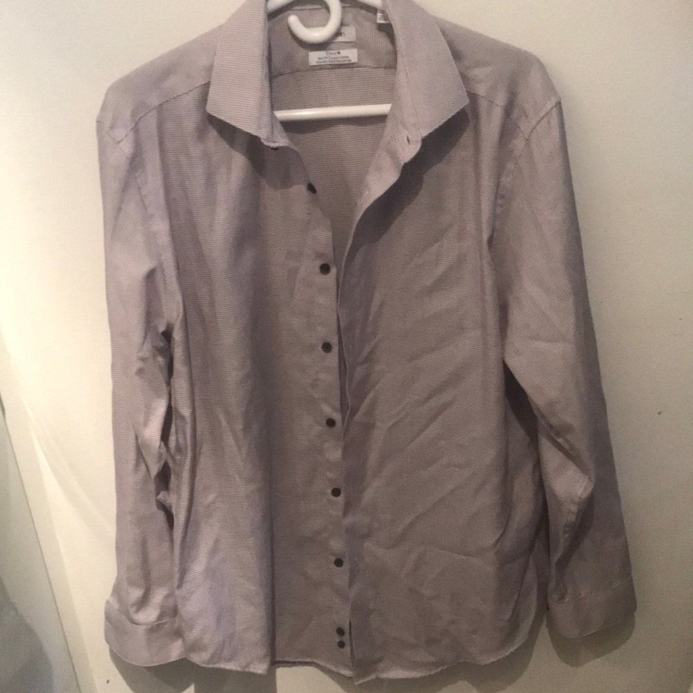 Silky Smooth Calvin Klein 100% Cotton Light Purple Pattern Slim Fit Dress Shirt